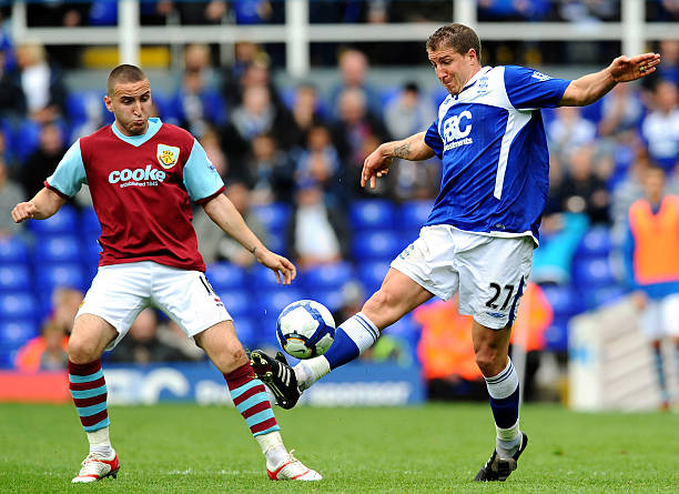 而中国足球 而中国足球